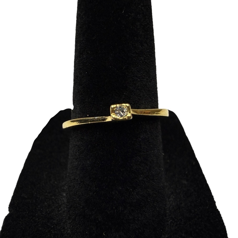 Elegant Yellow Gold Tone Solitaire Rhinestone Gem Set Ring Jewelry Size 6.5